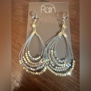 Beautiful new with tags earrings